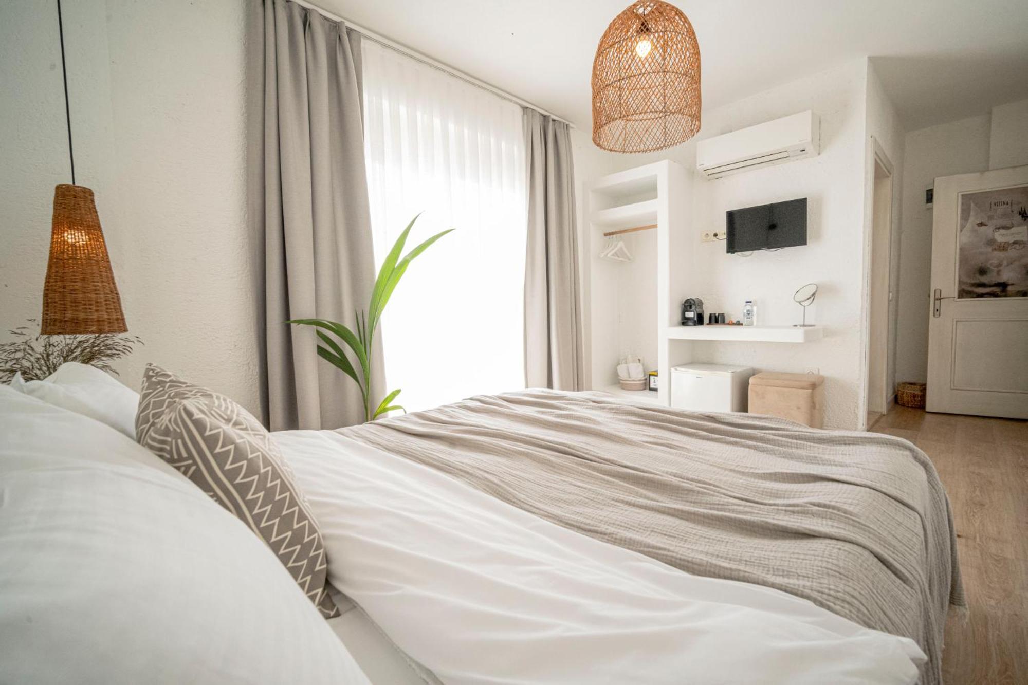 Sandal Alacati - Adult Only Room photo